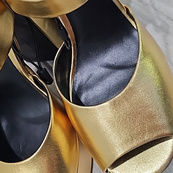 Zara platform chunk heels. - Picture 10 of 11